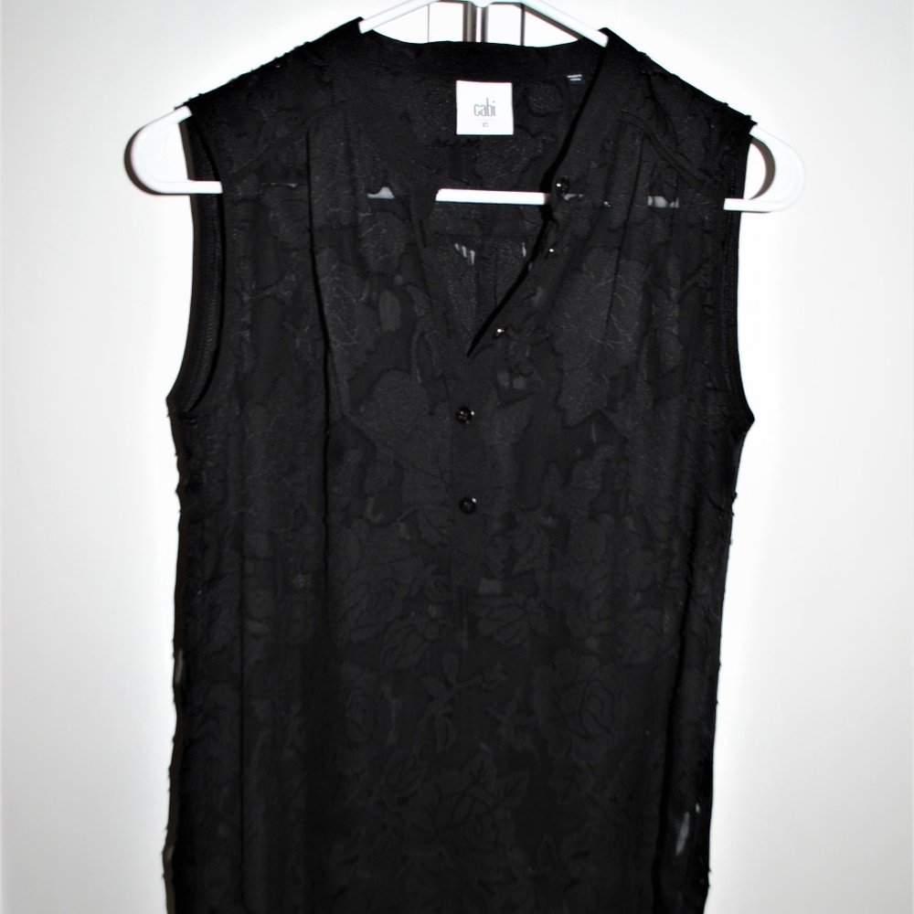 Cabi Sleeveless Textured Blouse
